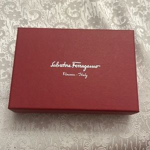 Salvatore ferragamo wallet box
